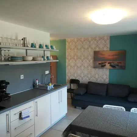 Apartment Siraly Zamardi