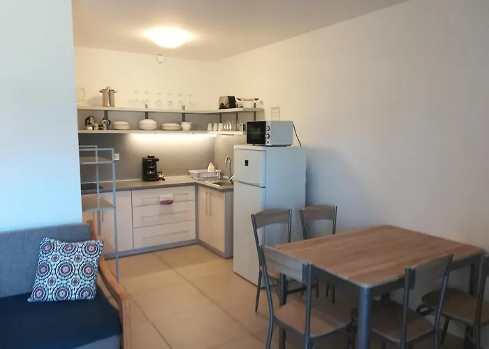 Siraly Lägenhet