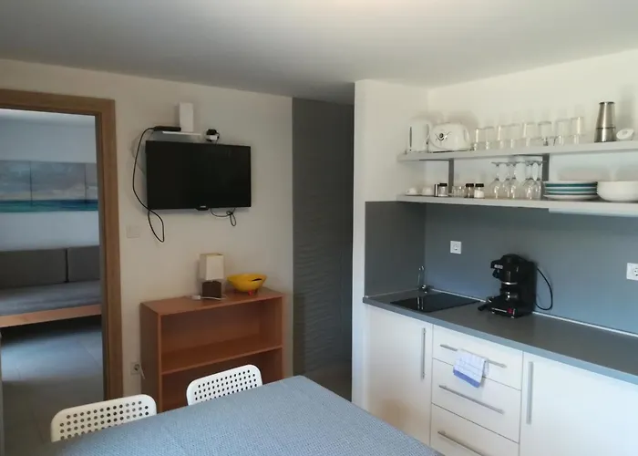 Siraly Lägenhet *