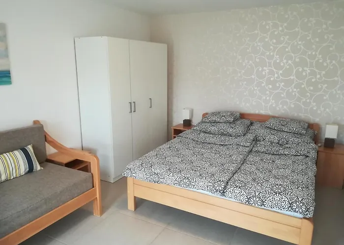 Siraly Apartment